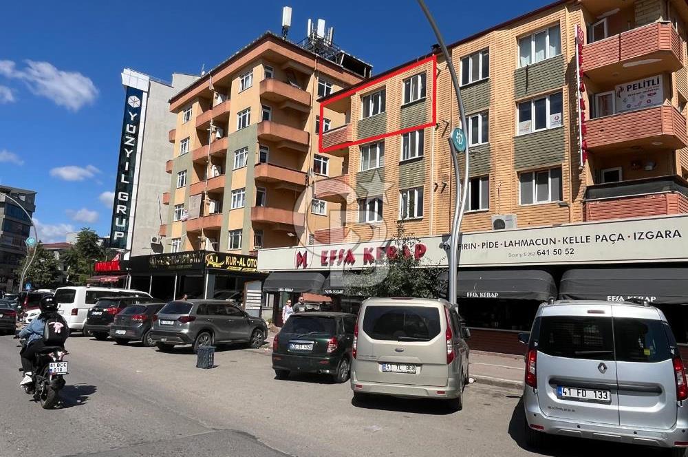 GEBZE ARAPÇEŞME'de BELEDİYE KARŞISI KİRALIK OFİS/BÜRO