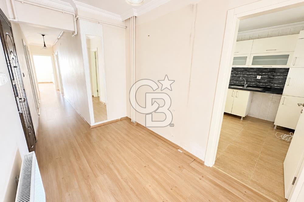 Çanakkale Merkezde Cadde Üzeri 3+1 Satılık Arakat Daire