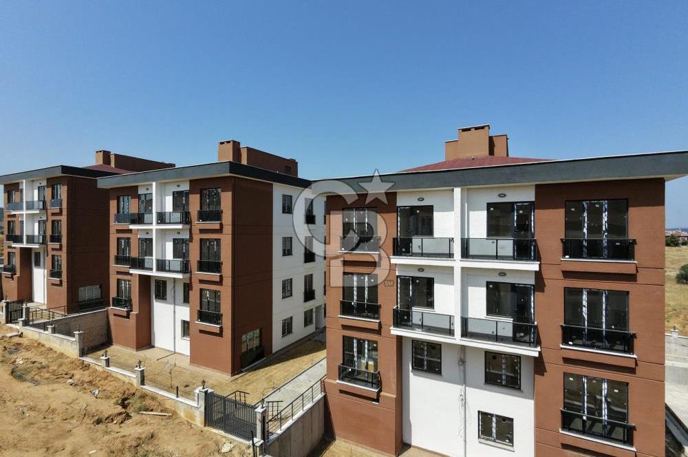 ECEABAT SİTE İÇERİSİNDE SIFIR BOĞAZ MANZARALI FIRSAT FİYATLI SATILIK 2+1 DAİRE