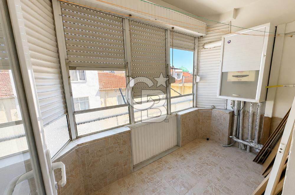 Çanakkale Merkezde Cadde Üzeri 3+1 Satılık Arakat Daire