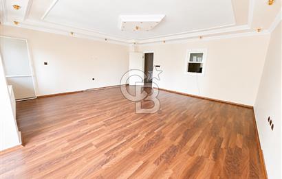 Çanakkale Merkezde Cadde Üzeri 3+1 Satılık Arakat Daire