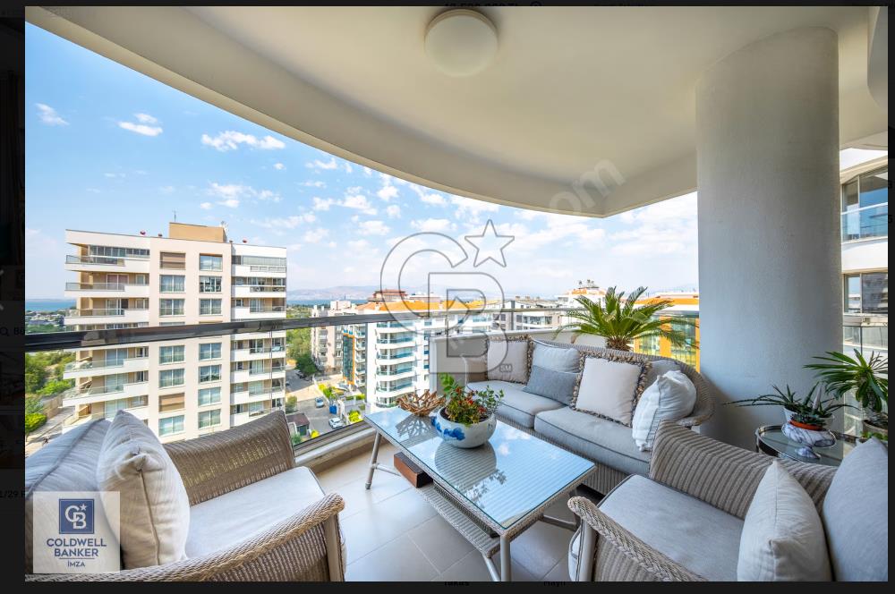 Narlıdere Palma Residence'da Deniz Manzaralı, Prestijli 4+1