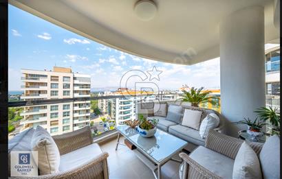 Narlıdere Palma Residence'da Deniz Manzaralı, Prestijli 4+1