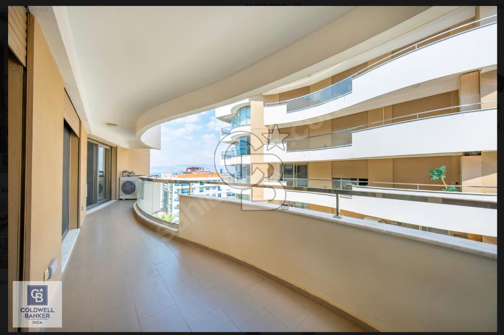 Narlıdere Palma Residence'da Deniz Manzaralı, Prestijli 4+1