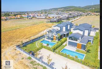 Urla Kuşçularda sıfır havuzlu satılık villa - 11 - 364876