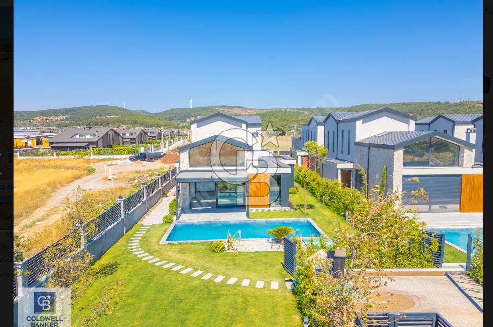 Urla Kuşçularda sıfır havuzlu satılık villa