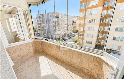 Çanakkale Merkezde Cadde Üzeri 3+1 Satılık Arakat Daire