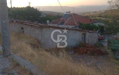 izmir Kınık Arpaseki'de . Köy imarlı Yapı ve Arsa