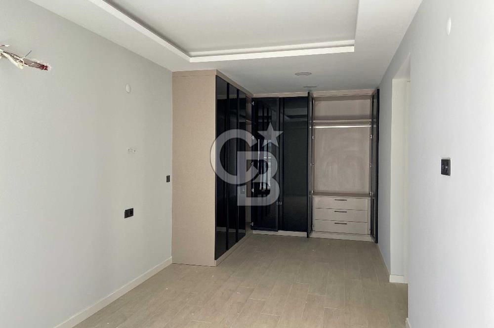 ULUREZİDANS'TA SATILIK 3+1 |155 m²|Havuzlu Güvenlikli Lüks Site
