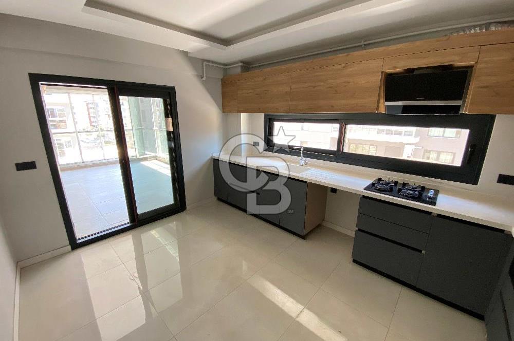 ULUREZİDANS'TA SATILIK 3+1 |155 m²|Havuzlu Güvenlikli Lüks Site