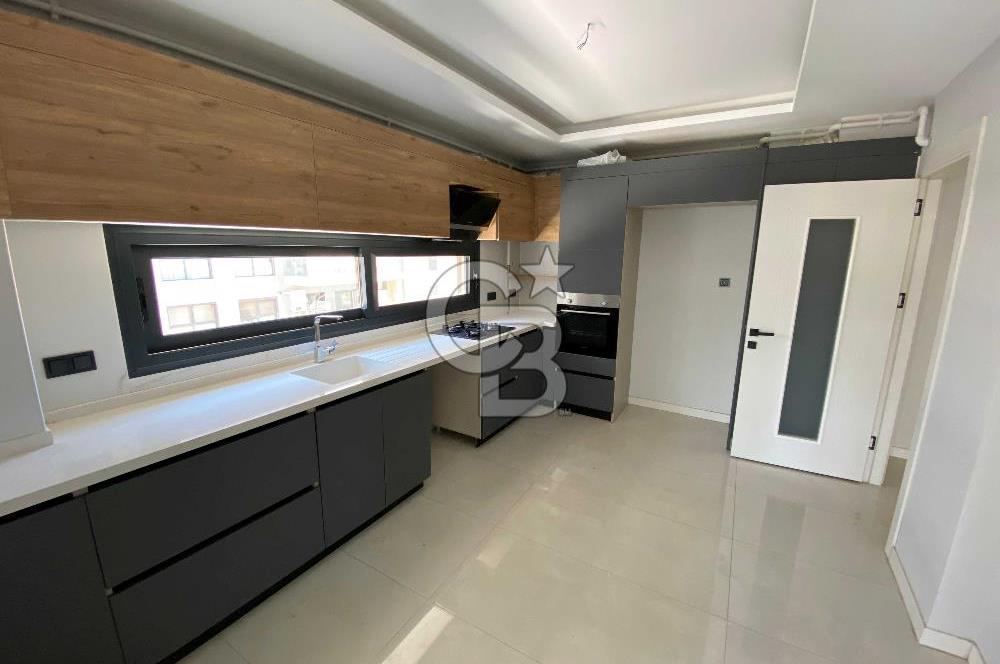 ULUREZİDANS'TA SATILIK 3+1 |155 m²|Havuzlu Güvenlikli Lüks Site