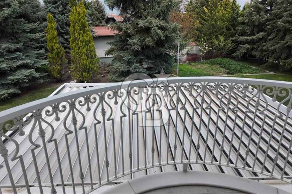 GÖLBAŞI RÜYAKENT'TE ÖZEL MİMARİ TASARIM  2.250 M² DEV BAHÇELİ  ULTRA LÜKS 5+1 VİLLA