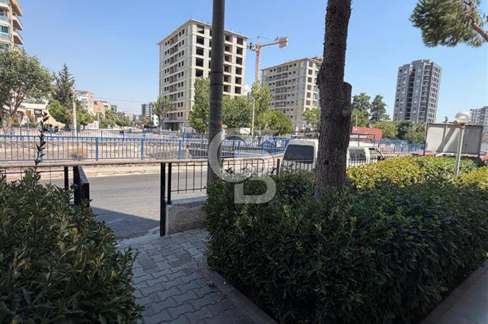 BAYRAKLI TEPEKULE MAHALLESİ’NDE KİRALIK KÖŞE DÜKKÂN