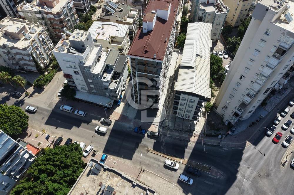 Avnitolunay'da Kiralık 200m² Dükkan