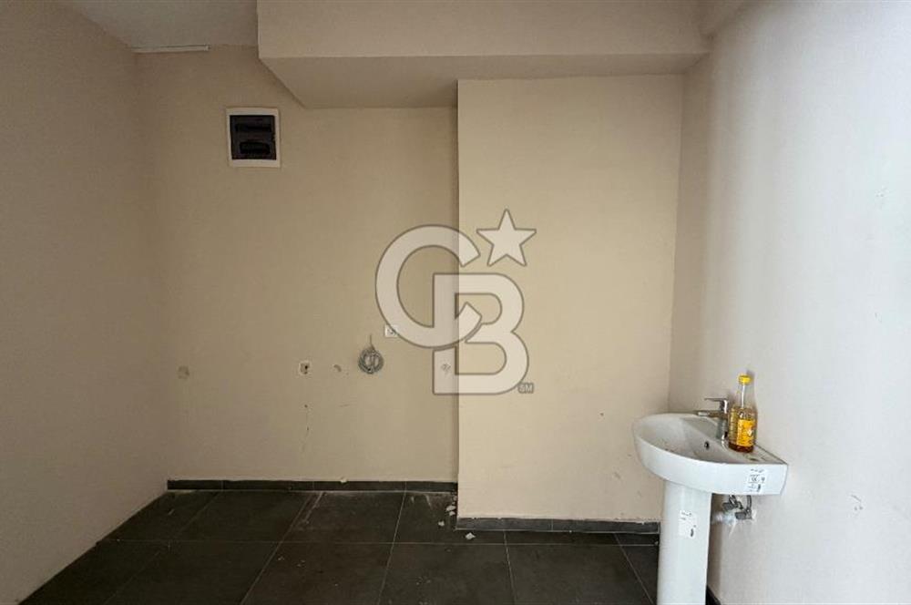 Avnitolunay'da Kiralık 200m² Dükkan