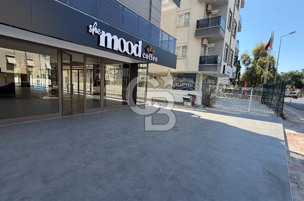 Avnitolunay'da Kiralık 200m² Dükkan