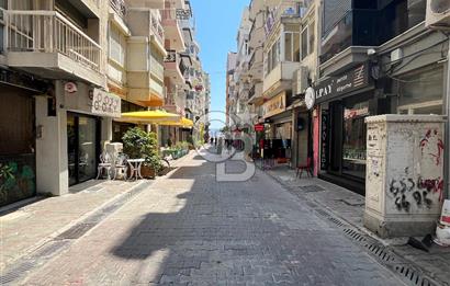 Karşıyaka Çarşı Paraleli İşlek Sokakta Kiralık Dükkan