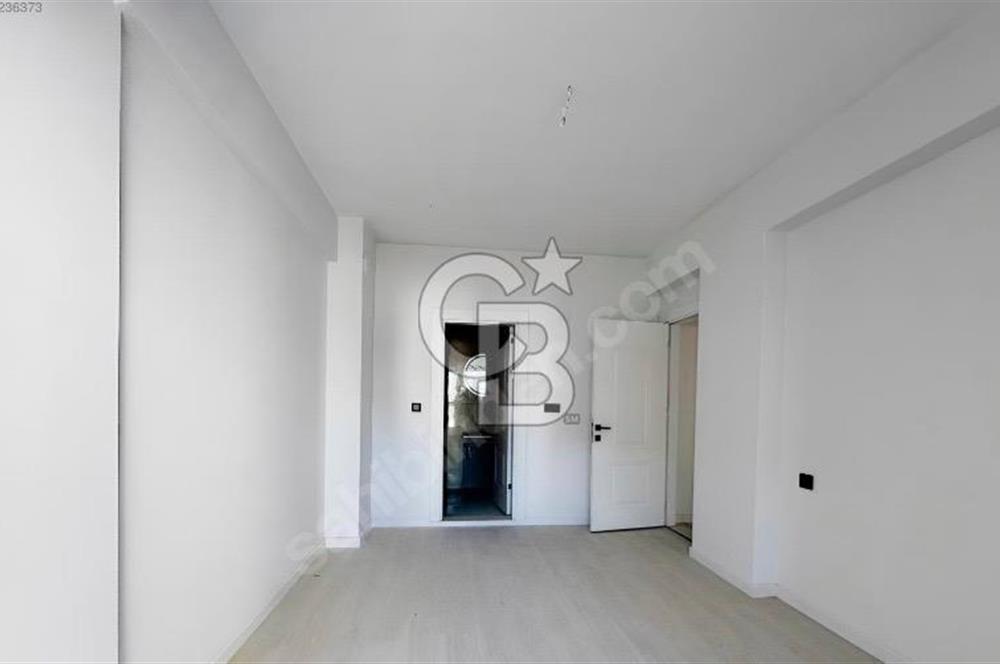 Turgutlu’da site içerisinde havuzlu otoparklı 2+1 daire 
