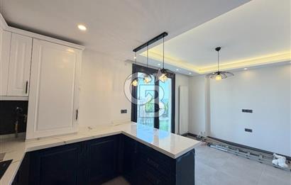 Silivri Gümüşyaka'da Satılık 7+1 Müstakil Villa Deniz Manzaralı