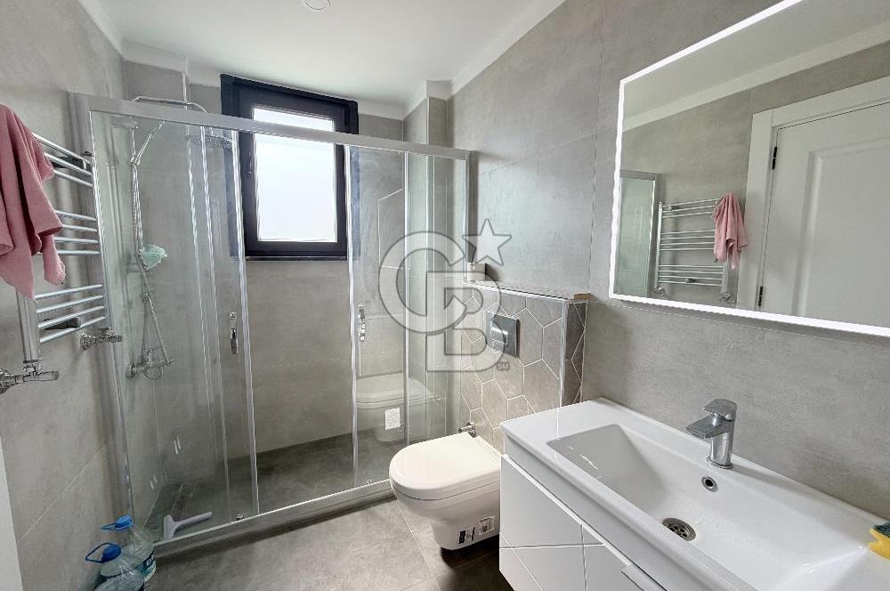 Silivri Gümüşyaka'da Satılık 7+1 Müstakil Villa Deniz Manzaralı
