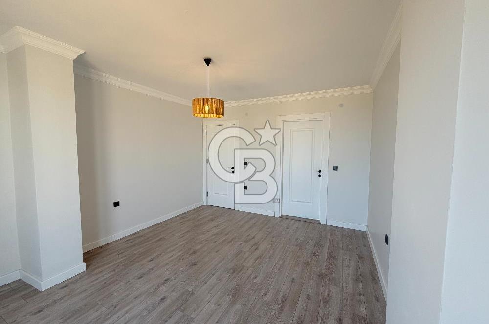 Silivri Gümüşyaka'da Satılık 7+1 Müstakil Villa Deniz Manzaralı