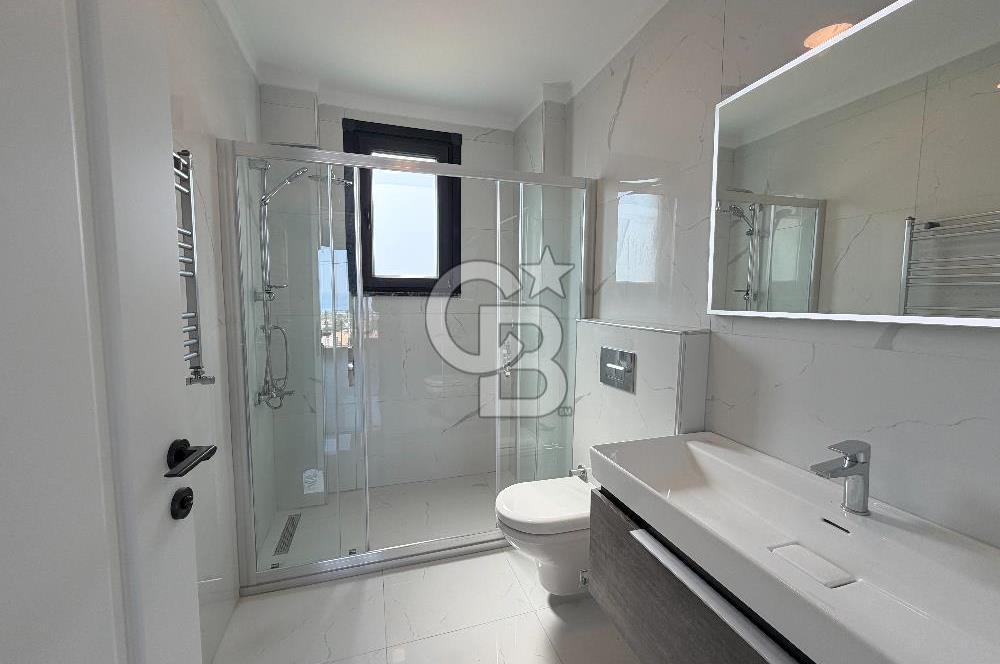 Silivri Gümüşyaka'da Satılık 7+1 Müstakil Villa Deniz Manzaralı