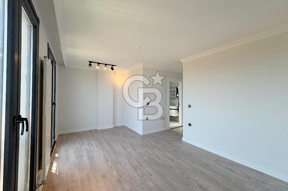 Silivri Gümüşyaka'da Satılık 7+1 Müstakil Villa Deniz Manzaralı