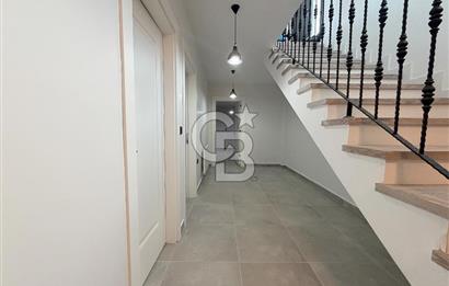 Silivri Gümüşyaka'da Satılık 7+1 Müstakil Villa Deniz Manzaralı