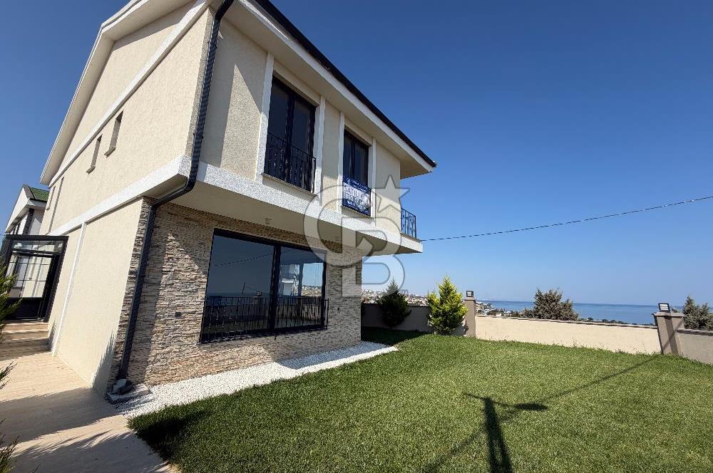 Silivri Gümüşyaka'da Satılık 7+1 Müstakil Villa Deniz Manzaralı
