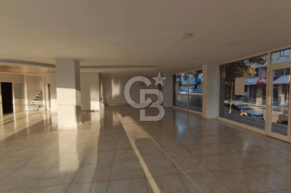 DARICA ABDİ İPEKÇİ MAH. CADDE ÜZERİ ÜÇ YOLA CEPHE 480 M² DÜKKAN