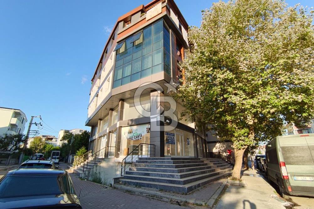 DARICA ABDİ İPEKÇİ MAH. CADDE ÜZERİ ÜÇ YOLA CEPHE 480 M² DÜKKAN