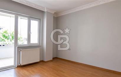 Çamlıca Menekşe Sitesi'nde Geniş 3+1 Kiralık Daire