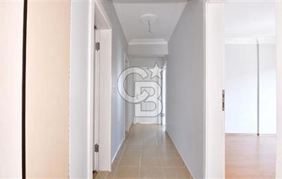 Çamlıca Menekşe Sitesi'nde Geniş 3+1 Kiralık Daire