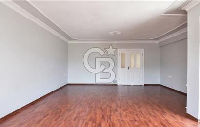 Çamlıca Menekşe Sitesi'nde Geniş 3+1 Kiralık Daire