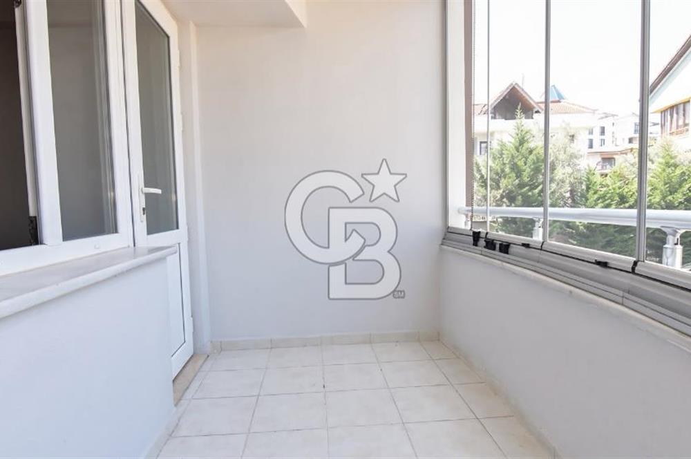 Çamlıca Menekşe Sitesi'nde Geniş 3+1 Kiralık Daire