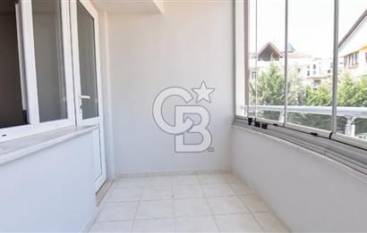 Çamlıca Menekşe Sitesi'nde Geniş 3+1 Kiralık Daire