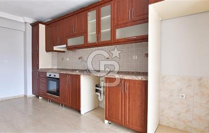 Çamlıca Menekşe Sitesi'nde Geniş 3+1 Kiralık Daire