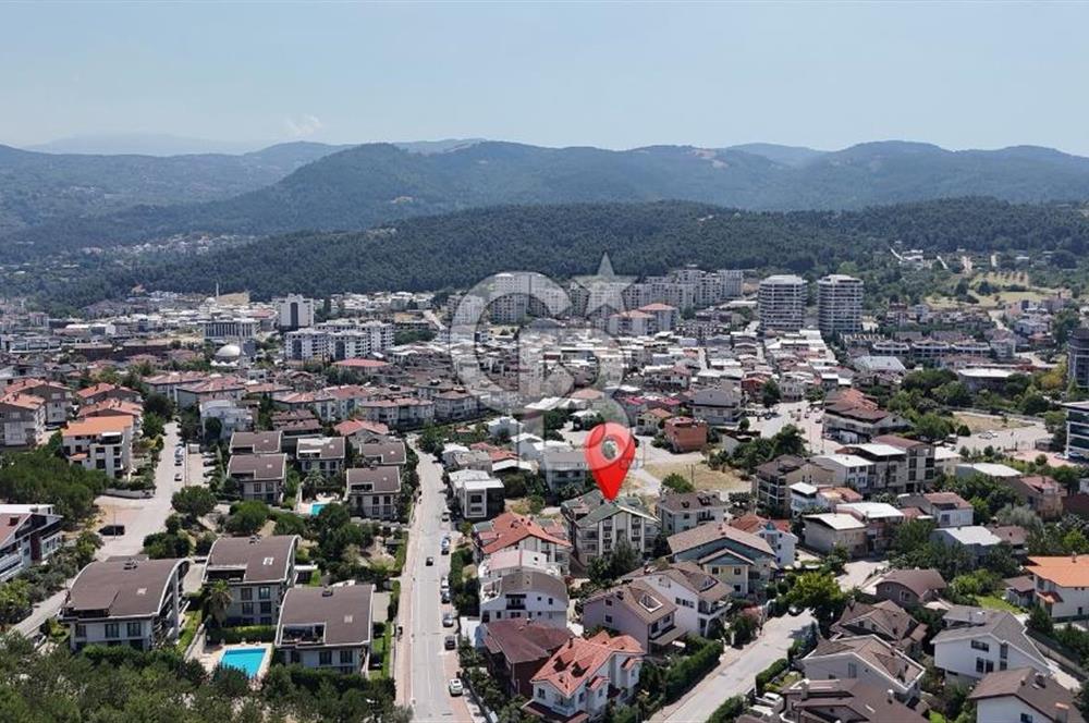 Çamlıca Menekşe Sitesi'nde Geniş 3+1 Kiralık Daire