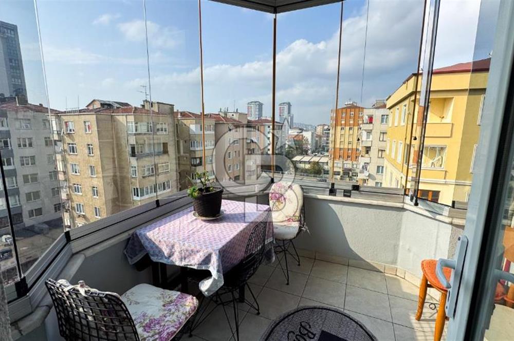 Kartal Atalar 'da Geniş m² 3+1 Satılık Daire