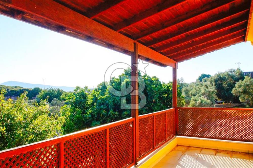 Akkum Caddesi Üzerinde Akkum'a 2 Dk Mesafede Kiralık 2+1 (70 m²)