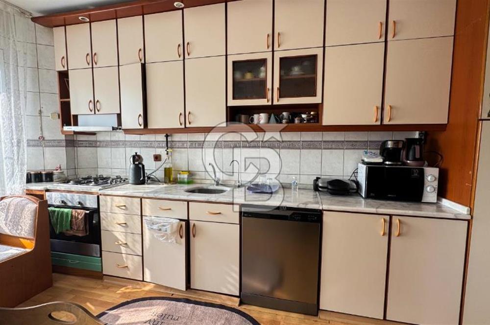 Kartal Atalar 'da Geniş m² 3+1 Satılık Daire