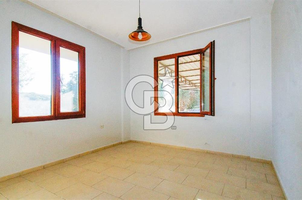 Akkum Caddesi Üzerinde Akkum'a 2 Dk Mesafede Kiralık 2+1 (70 m²)