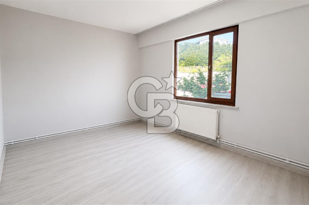 ÜNİVERSİTE MAHALLESİ'NDE TADİLATLI KİRALIK FERAH 3+1 DAİRE