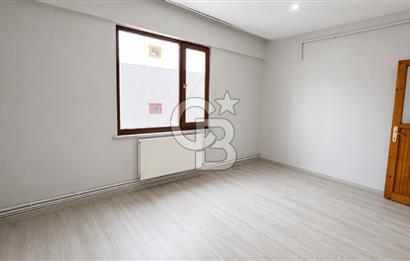 ÜNİVERSİTE MAHALLESİ'NDE TADİLATLI KİRALIK FERAH 3+1 DAİRE