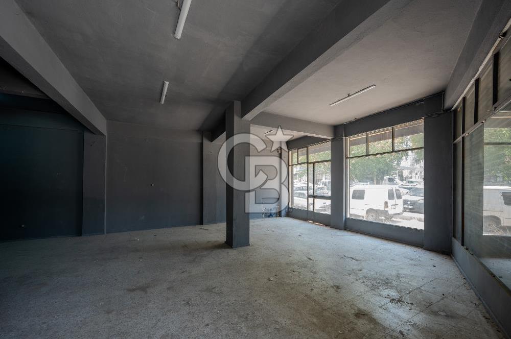 izmir Karabağlar 'da Kiralık 4 Katlı Köşe Parsel Bina