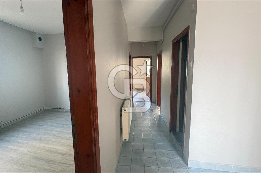 ÜNİVERSİTE MAHALLESİ'NDE TADİLATLI KİRALIK FERAH 3+1 DAİRE
