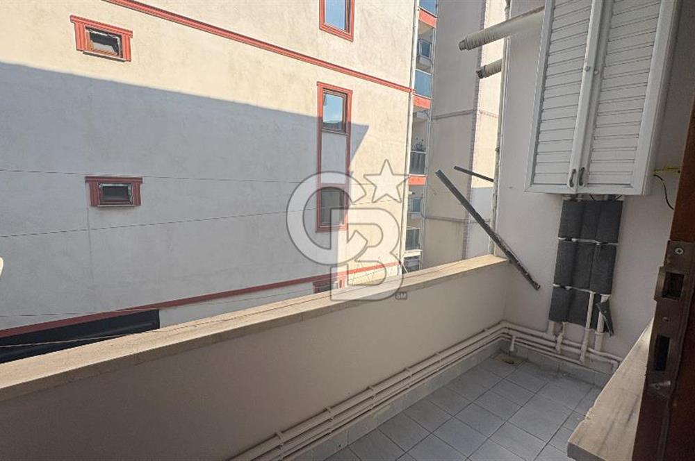 ÜNİVERSİTE MAHALLESİ'NDE TADİLATLI KİRALIK FERAH 3+1 DAİRE