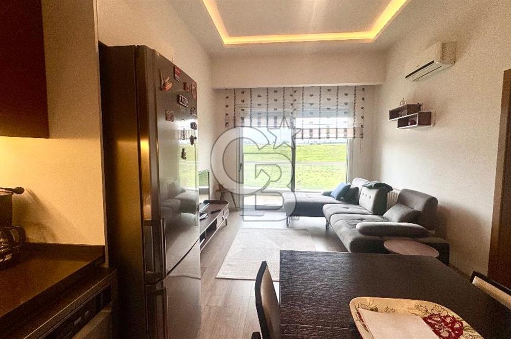 Bornova Narova 2 Sitesinde ful Eşyalı Kiralık 1+1 Daire