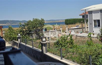 LAPSEKİ SAHİLDE SATILIK KAPALI MUTFAKLI 2+1 DAİRE