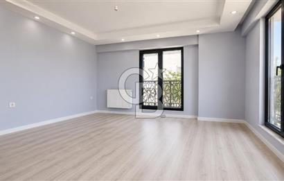 LAPSEKİ SAHİLDE SATILIK KAPALI MUTFAKLI 2+1 DAİRE
